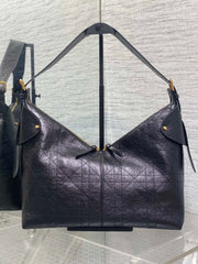 DIOR 25S VOYAGE BAG 34 IN BLACK FLAT MACROCANNAGE GRAINED GLOSSY CALFSKIN