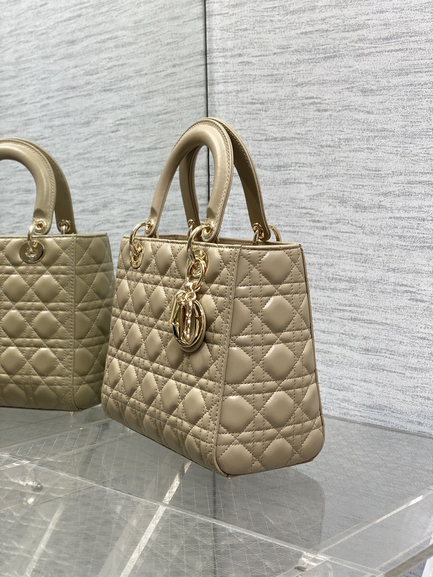 DIOR 25S MEDIUM LADY BAG 24 IN POWDER BEIGE CALFSKIN GOLD HARDWARE