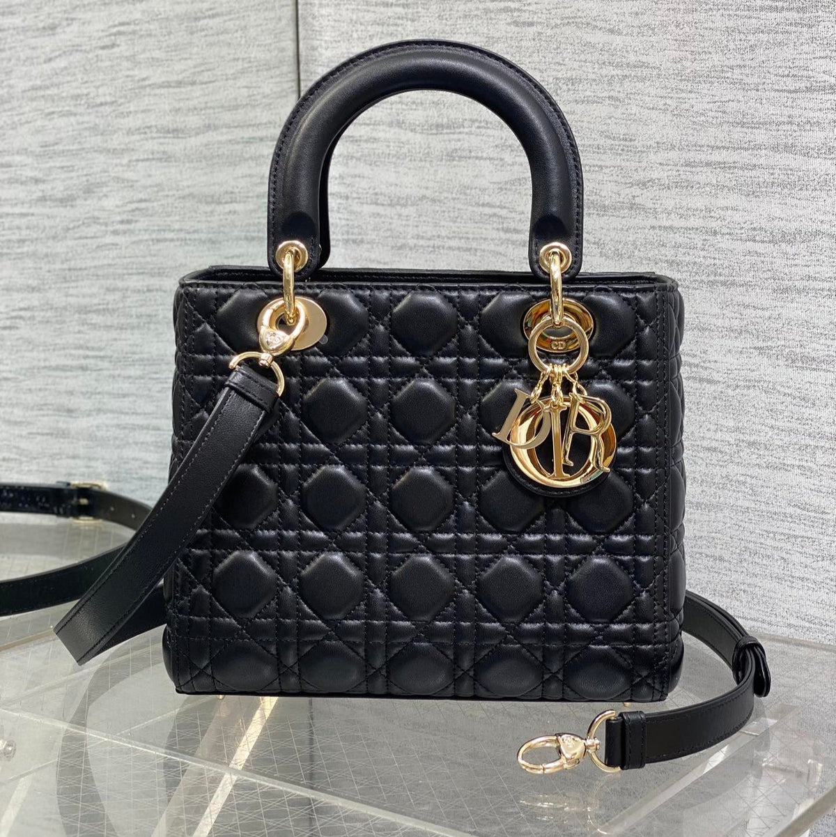 DIOR 25S MEDIUM LADY BAG 24 IN BLACK CALFSKIN GOLD HARDWRE