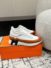 BOUNCING SNEAKER IN BRONZE BROWN CALFSKIN AND WHITE FABRIC