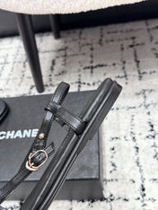 CHANEL 26S THONG SANDALS IN BLACK CALFSKIN WITH GOLD HARDWARE