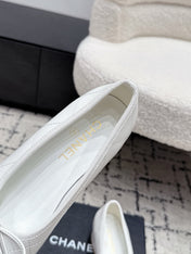 CHANEL 26S HIGH HEELS IN WHITE LAMBSKIN WITH BOW