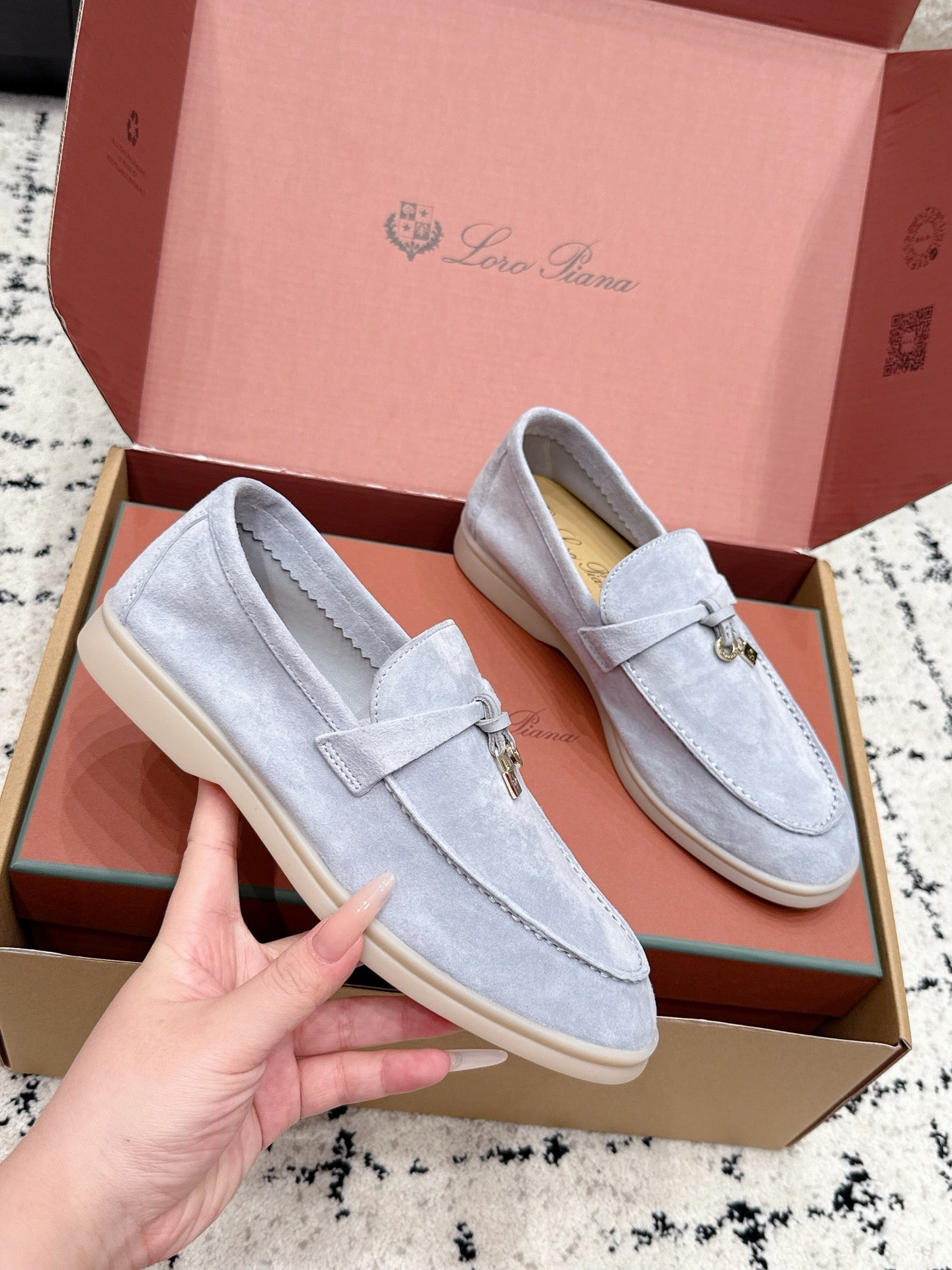 LP 26S SUMMER CHARMS WALK LOAFER IN LIGHT BLUE SUEDE GOLD HARDWARE