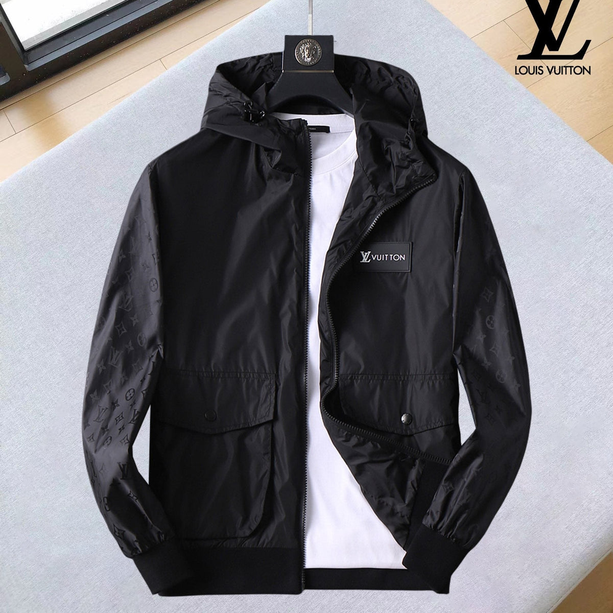 LV HOODED JACKET BLACK 239040
