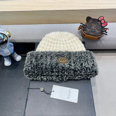 BEANIE HAT IN WHITE WOOL AND FLEECE 399546