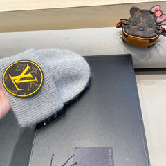 KNITTED BEANIE HAT IN LIGHT GRAY WOOL AND RABBIT FUR 417755