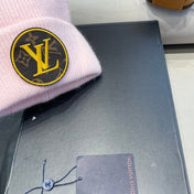 KNITTED BEANIE HAT IN PASTEL PINK WOOL AND RABBIT FUR 417757