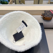 BUCKET HAT IN WHITE RABBIT FUR 421262