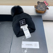 BEANIE HAT IN BLACK WOOL 422174