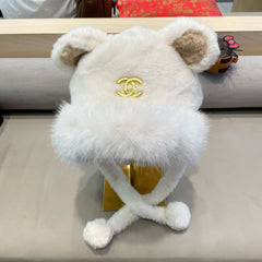 BEANIE HAT IN WHITE LAMB FUR 426240