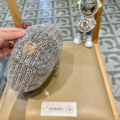 BERET HAT IN BLACK MIX WHITE WOOL TWEED 430011