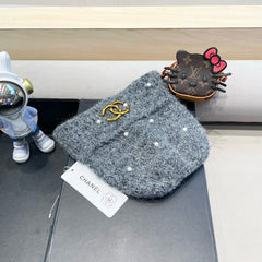 BEANIE HAT IN SHARK GRAY WOOL 430083