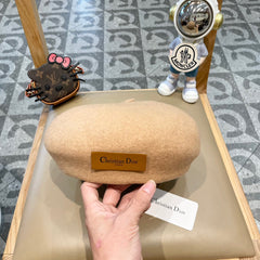 AUSTRALIAN BERET HAT IN PEACH BEIGE WOOL FELT 431717