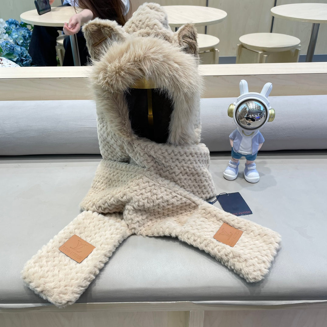 BEANIE HAT IN COSMIC LATTE BEIGE  WOOL AND LAMB FUR 435073