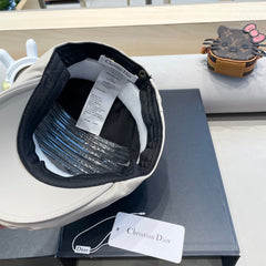 BAKER BOY HAT IN IVORY BEIGE LEATHER 436768