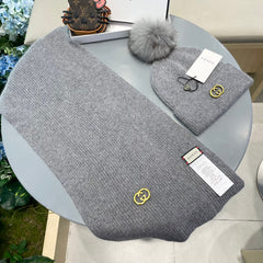 SET SCARF AND HAT IN DOVE GRAY CASHMERE 436241