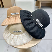 WIDE BRIM HAT IN BLACK STRAW 673034