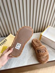 FENDI SLIPPER IN SEPIA BROWN FUR