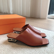 ICONIQUE 25 SANDAL CARAMEL CALFSKIN