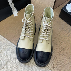 ANKLE BOOTS IN PEARL GRAY MIX BLACK CALFSKIN