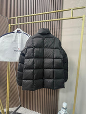 MONCLER 25S SQUARE-QUILTED DOWN JACKET 430