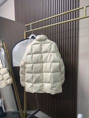 MONCLER 25S SQUARE-QUILTED DOWN JACKET 429