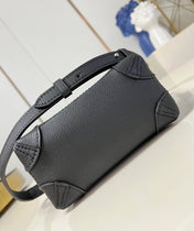 STEAMER 20 IN BLACK CALFSKIN SILVER HARDWARE