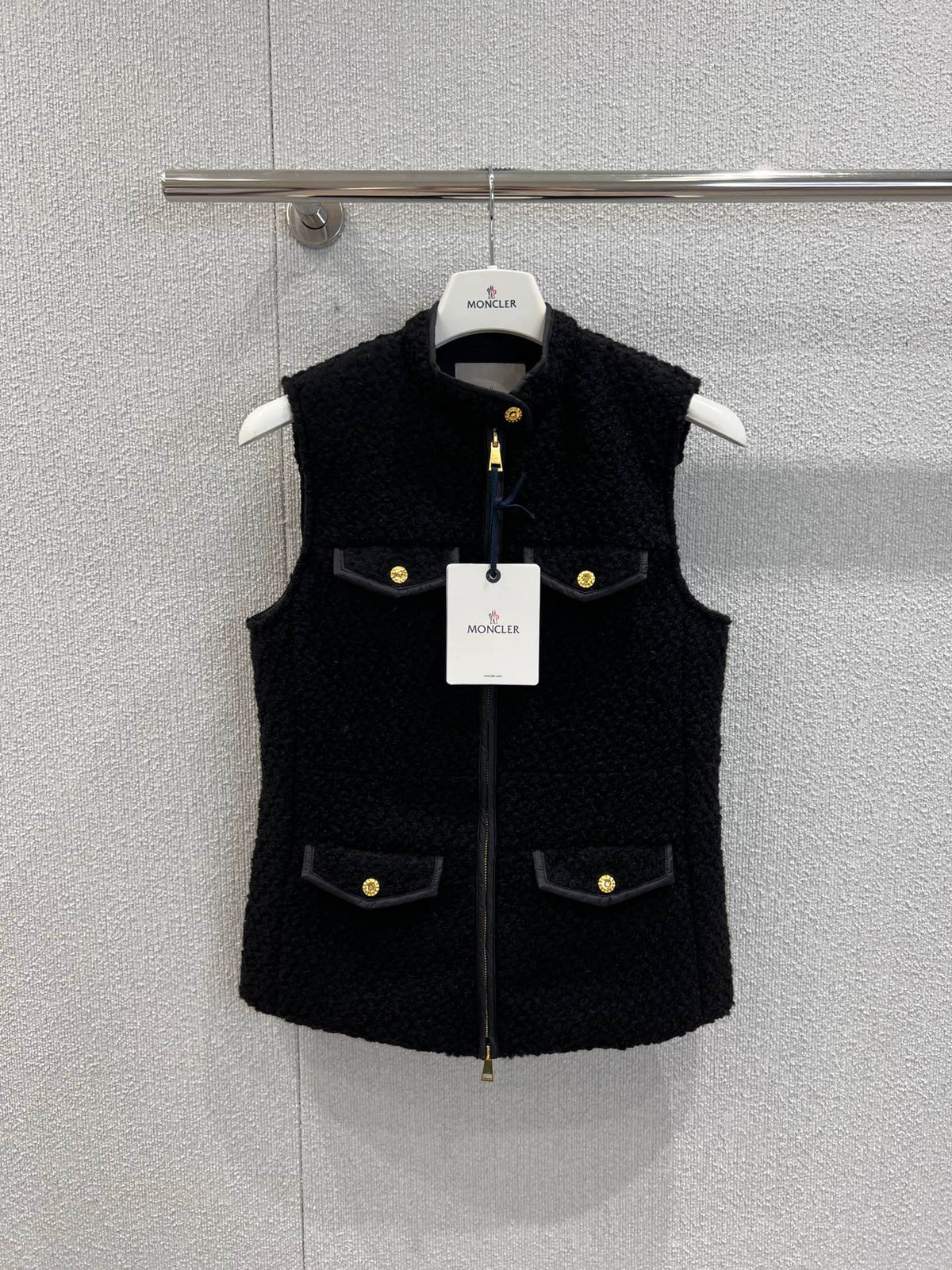 MONCLER WOOL GILET STYLE 185