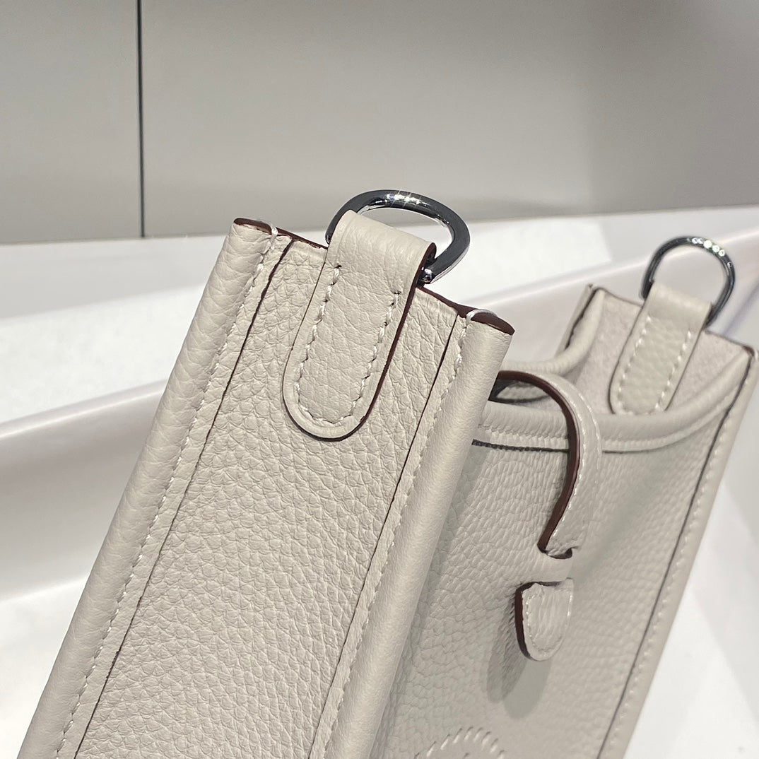 MINI NEO 18 EVELYNE BAG IN GREY GRAINED CALFSKIN