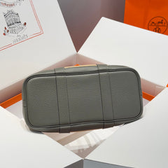 GARDEN PARTY 30CM IN DARK BEIGE TOILETS COTTON CANVAS AND GREY CALFSKIN