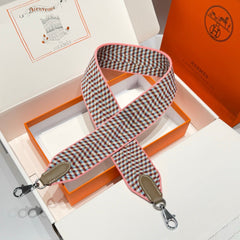 25S HERMES BAG STRAP GREEN AND PINK PATTERN 85 IN CANVAS SILVER HARDWARE