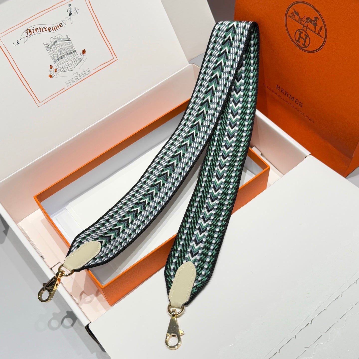 25S HERMES BAG STRAP BLACK AND GREEN PATTERN 85 IN CANVAS GOLD HARDWARE