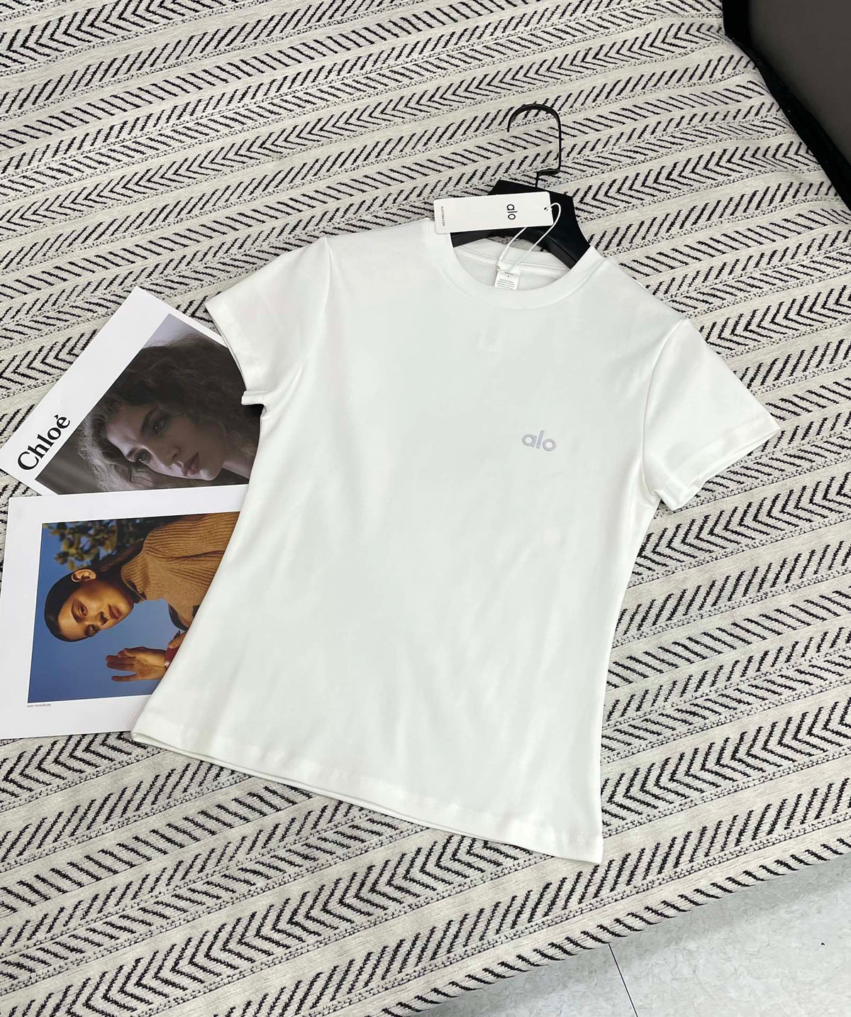 ALO T-SHIRT STYLE 119