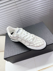 CHANEL 25S TRAINERS WHITE AND LIGHT GRAY IN CALFSKIN