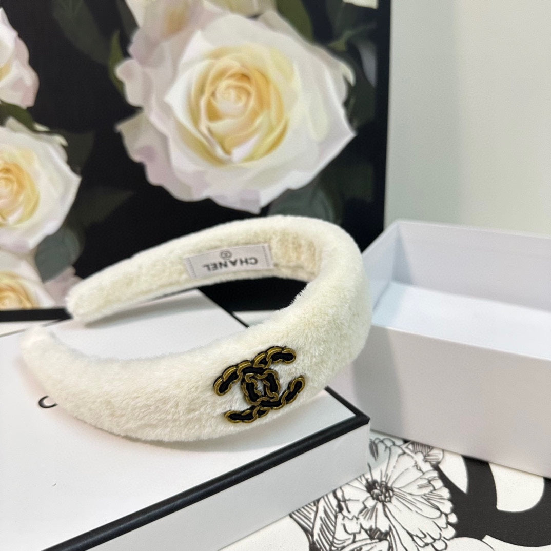 WHITE SHEARLING HEADBAND 151384