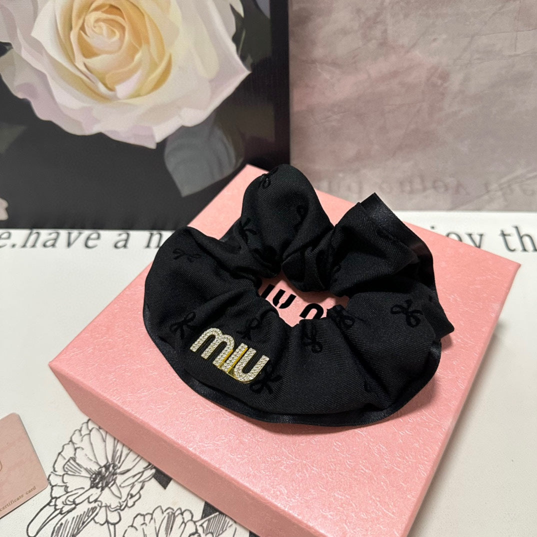 HAIR TIE IN BLACK SPANDEX FABRIC 432827