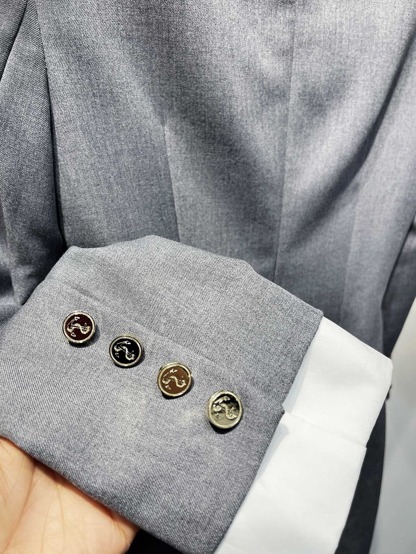 THOM 26S DRESS STYLE 21