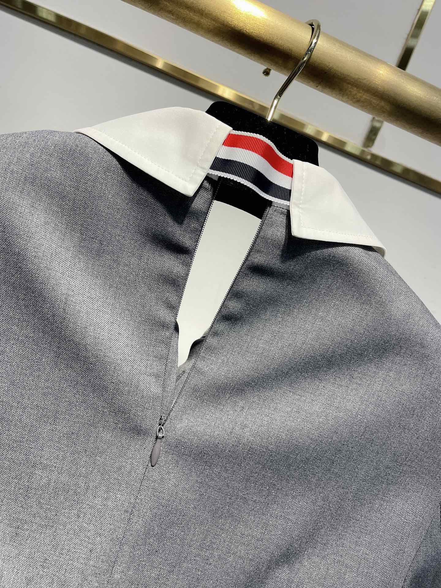 THOM 26S DRESS STYLE 21