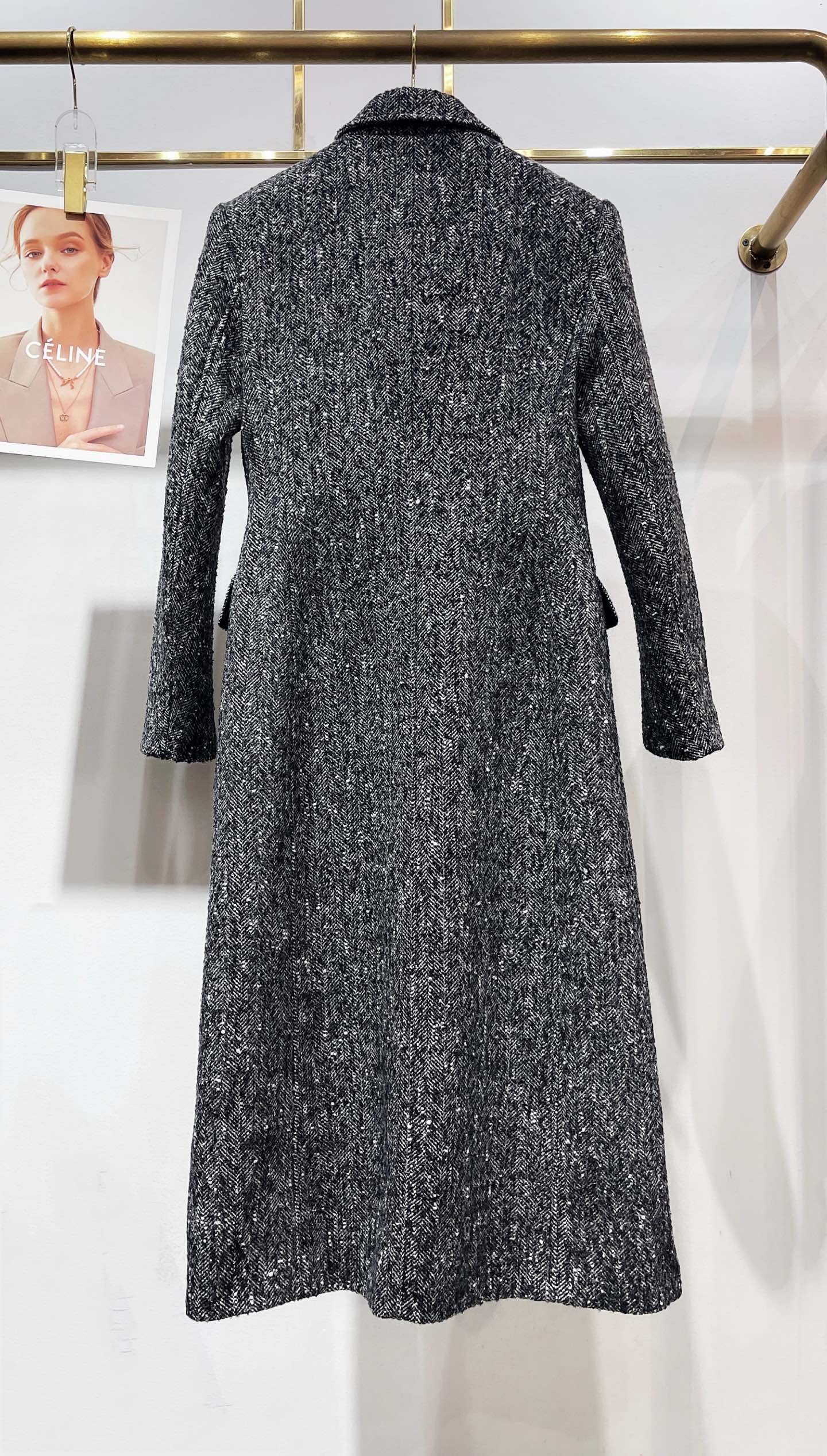 YSL 25S COAT STYLE 106