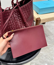 PINACOTECA TOTE BAG 38 IN BURGUNDY CALFSKIN