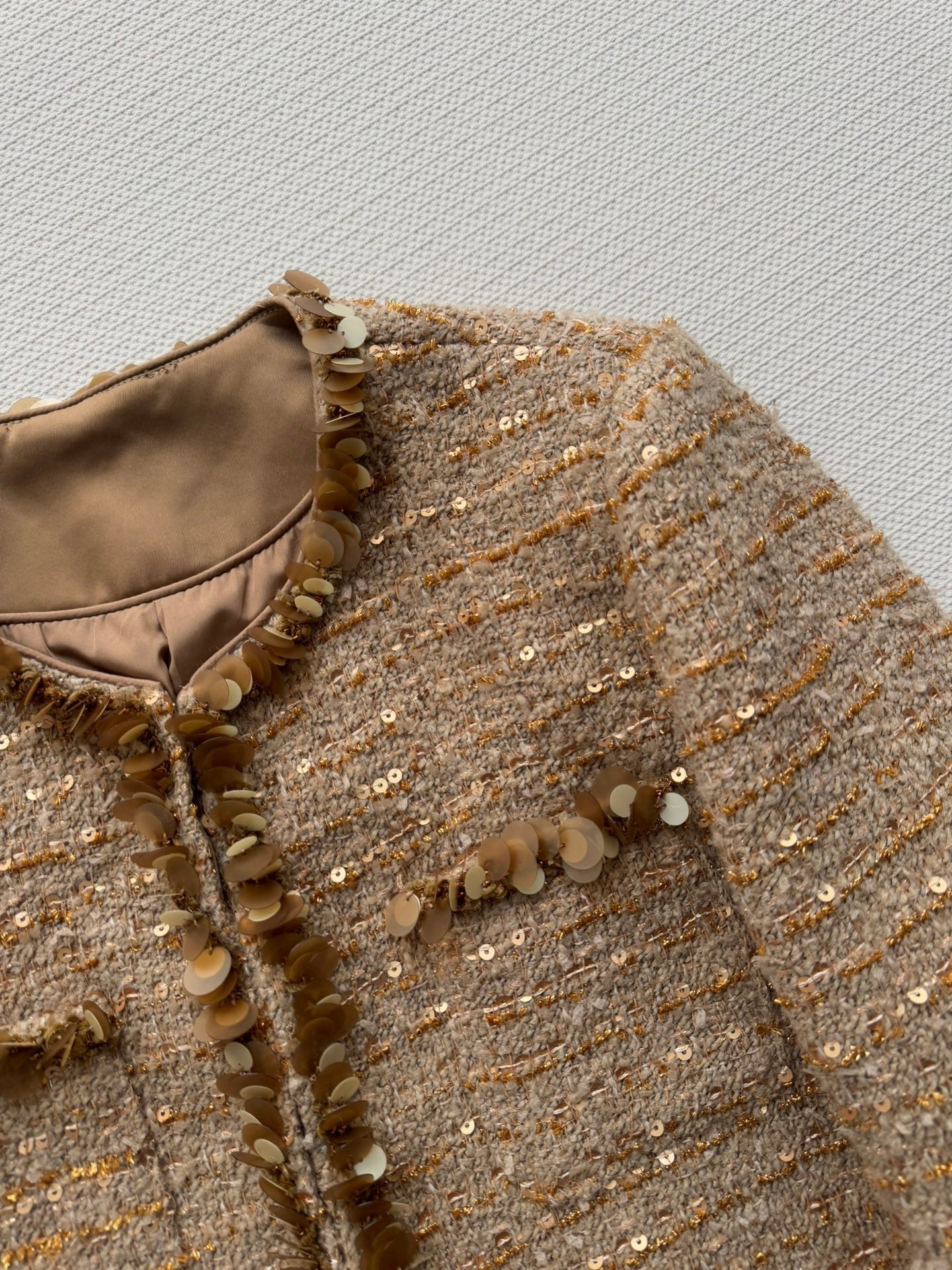 CHANEL 26S PREMIUM JACKET 715