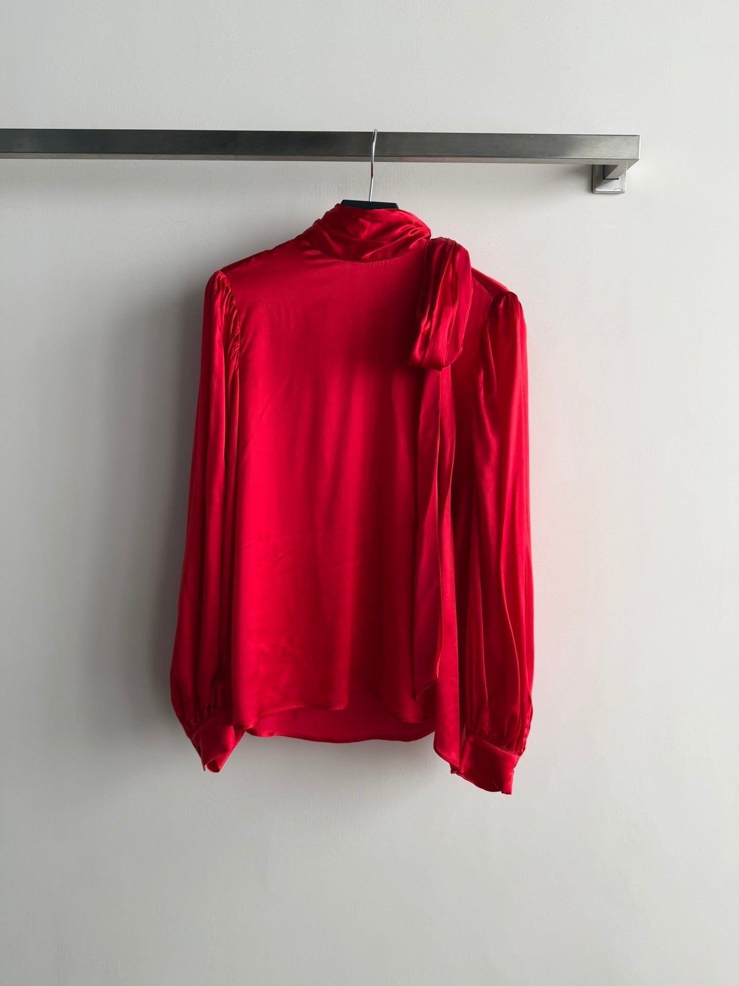 GUCCI 26S SATIN SILK SHIRT 199