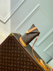 ENVELOPE POUCH 18 IN BROWN MONOGRAM COATED CANVAS AND CALFSKIN