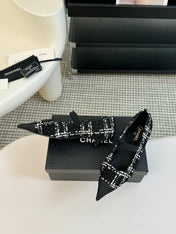 CC MARY JANE IN BLACK MIX WHITE WOOL TWEED