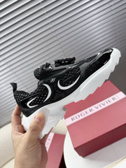 VIV' ON THE RUN SNEAKERS IN BLACK PATENT CALFSKIN AND FABRIC