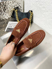 PRADA 26S CLASSIC LOAFERS IN CHOCOLATE BROWN LOGO SUEDE