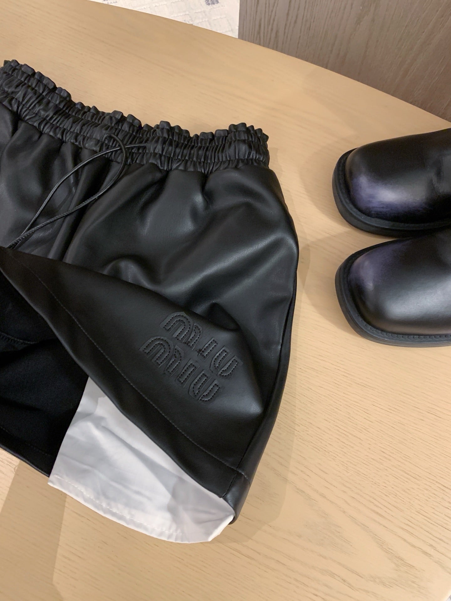 MIUMIU T-SHIRT AND SHORTS SET STYLE 447