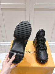 LV BARRACUDA SNEAKER IN BLACK CALFSKIN