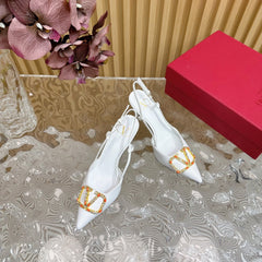 VLOGO SIGNATURE SLINGBACK PUMP 80 MM IN WHITE CALFSKIN