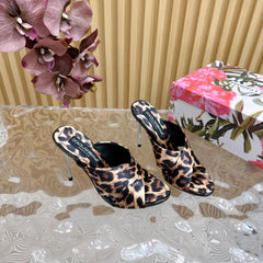 DG 100MM IN BEIGE FOOTWEAR – LEOPARD PRINT SATIN MULES